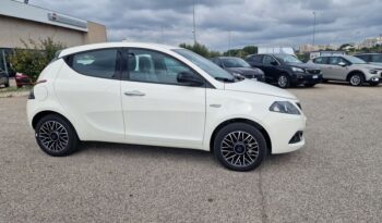 LANCIA – Ypsilon III 2021 – Ypsilon 1.0 firefly hybrid Platino s&s 70cv pieno