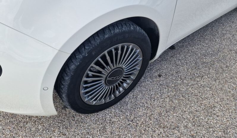 FIAT – 500e – 500e 42 kWh Icon pieno